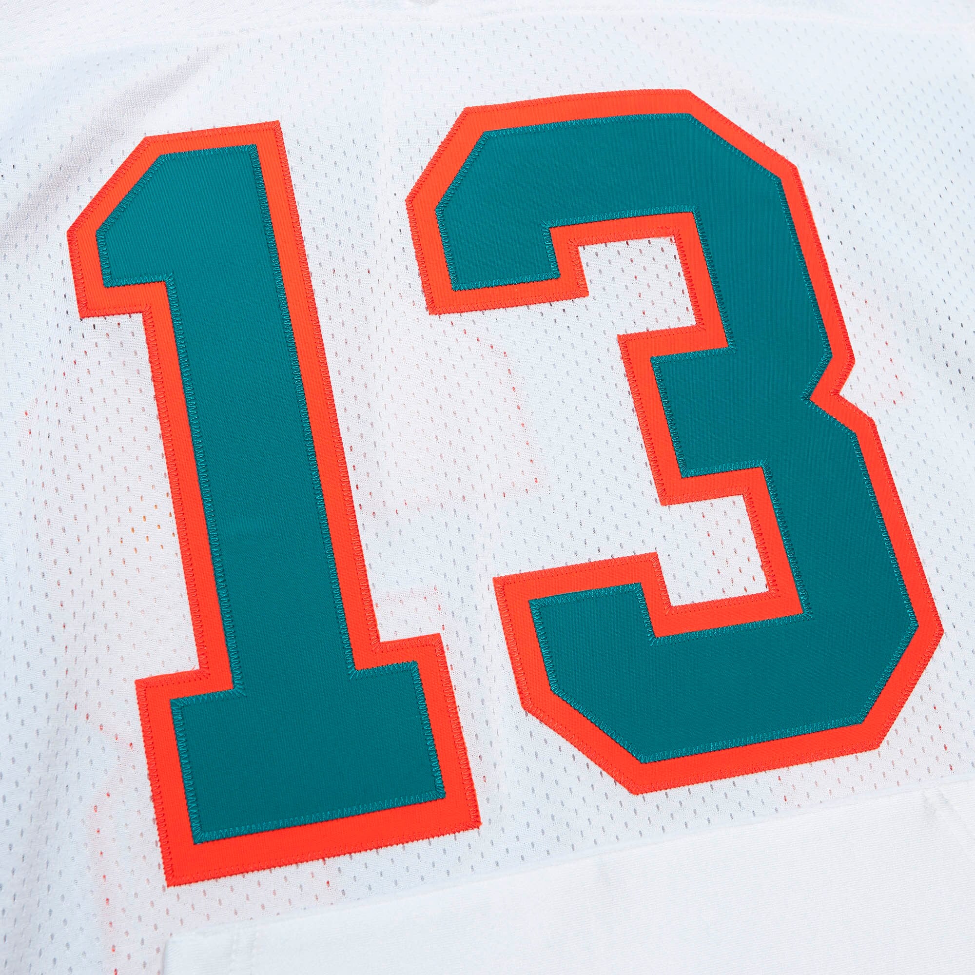 Maillot de poche pour joueur retraité Mitchell & Ness Dan Marino blanc des Dolphins Miami 1995 authentique